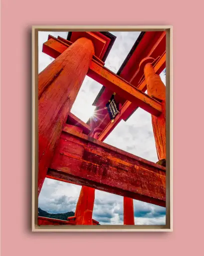 Torii de Miyajima contre-jour – Photo d’art Japon - Toile encadrée